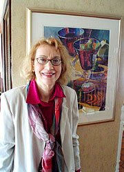 Photo of the artist.